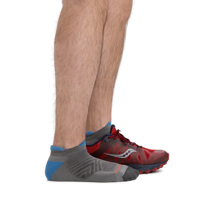 Darn ToughMen's Coolmax Run No Show Tab Ultra-Lightweight Sock