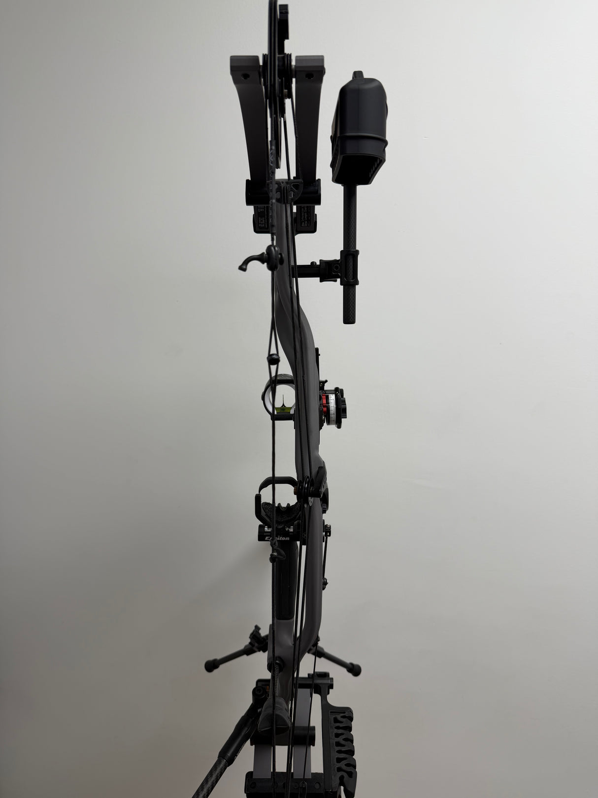 Hoyt RX-9 Compound Bow - Used