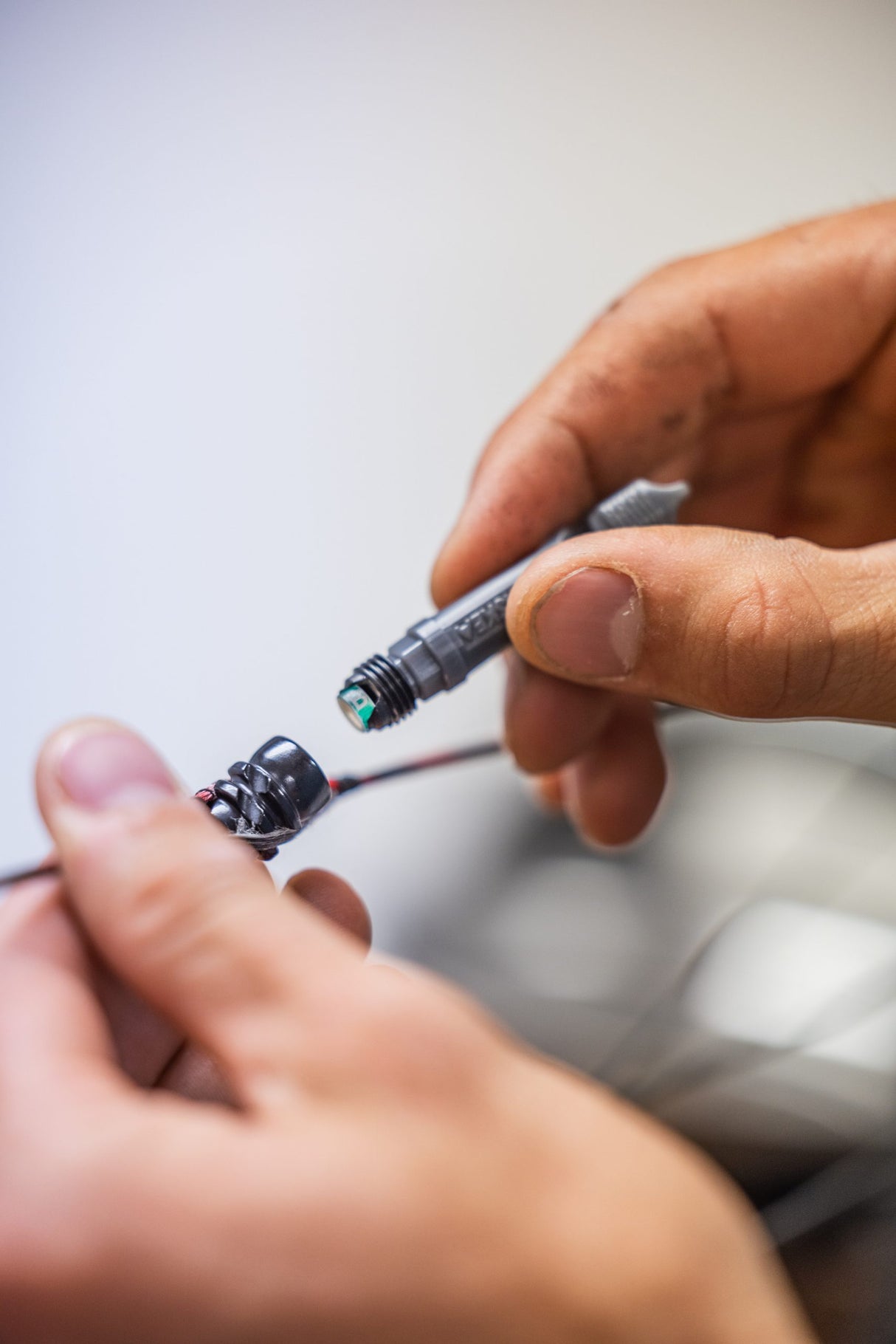 Hamskea Touchless Installation Tool