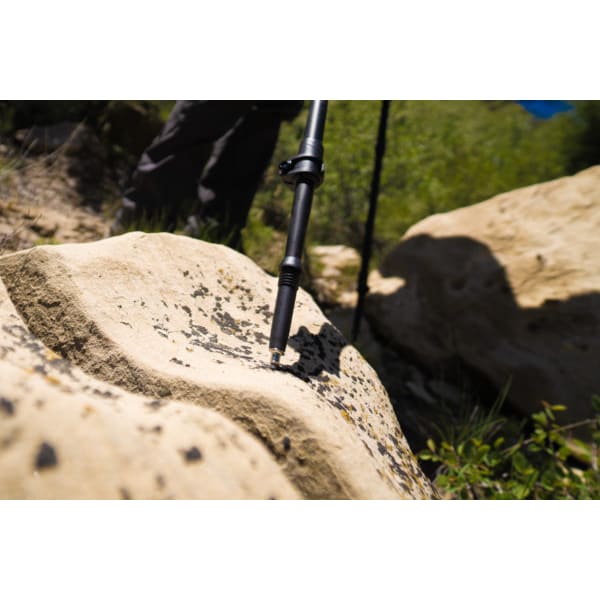 Xenek 4-in-1 Ground Blind Support - GEAR