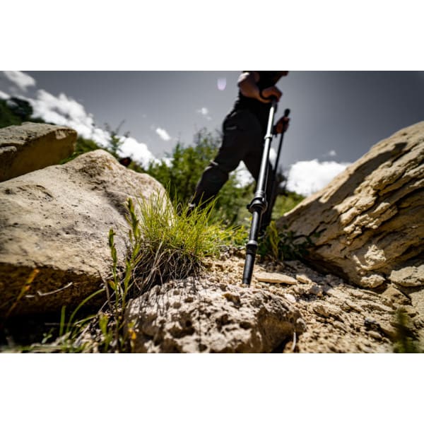 Xenek 4-in-1 Ground Blind Support - GEAR