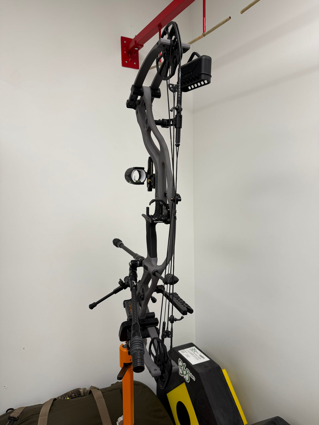 Hoyt RX-9 - Used