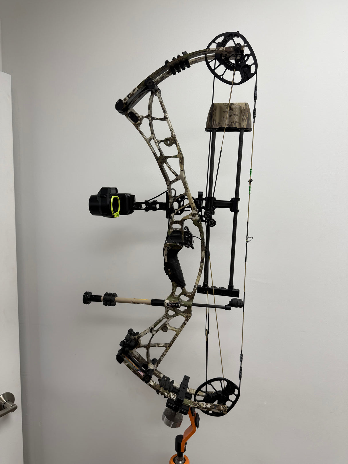 Hoyt Axius Ultra Compoud Bow - Used