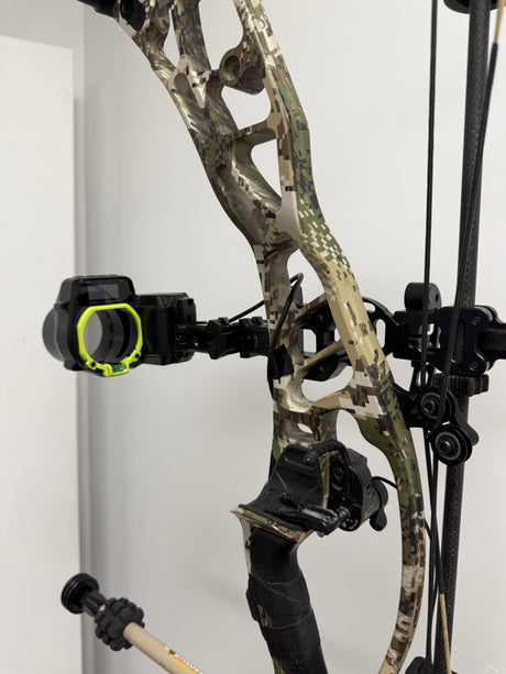 Hoyt Axius Ultra Compoud Bow - Used