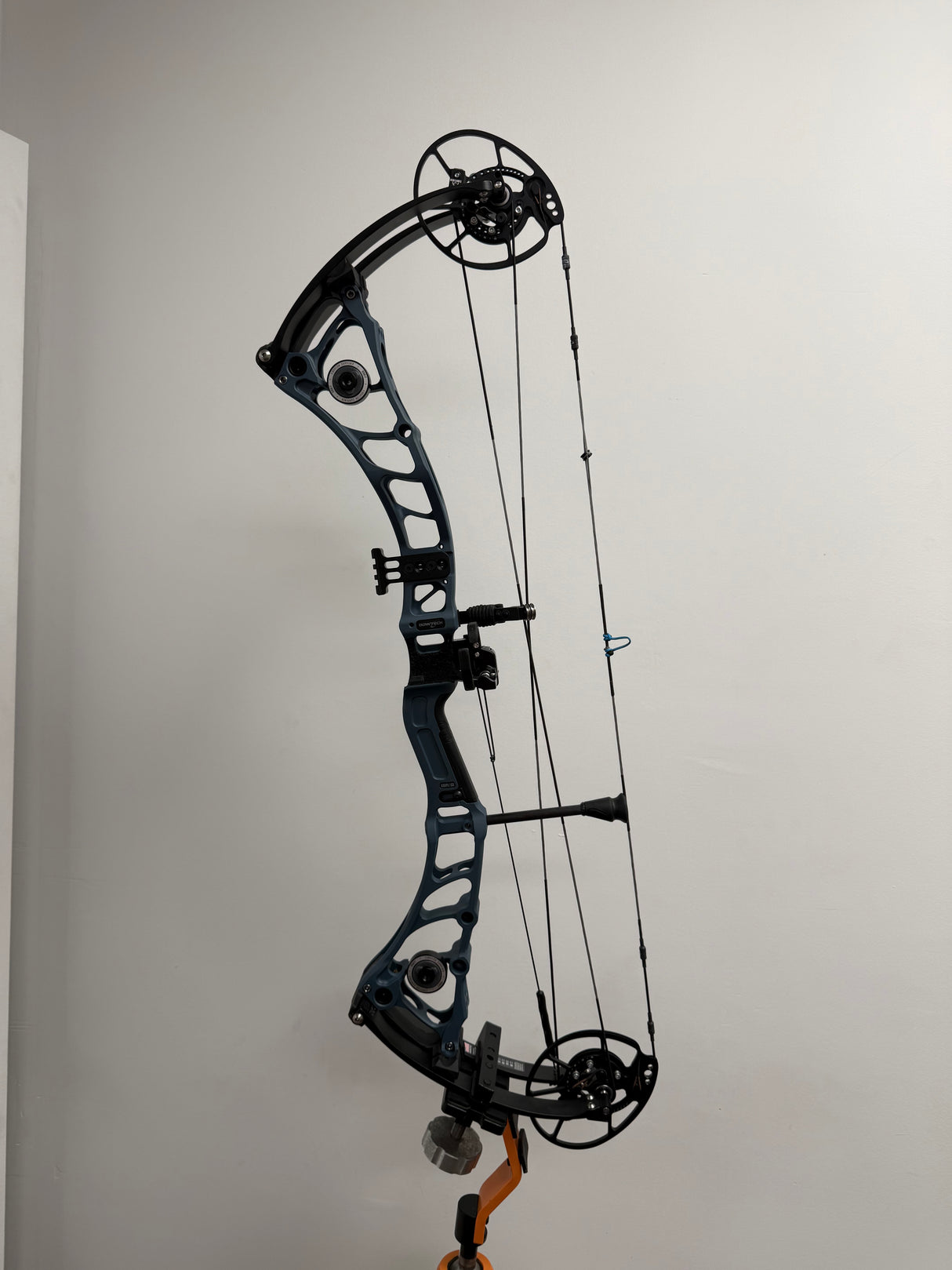 PSE Mach 33 FDS Compound Bow - Used