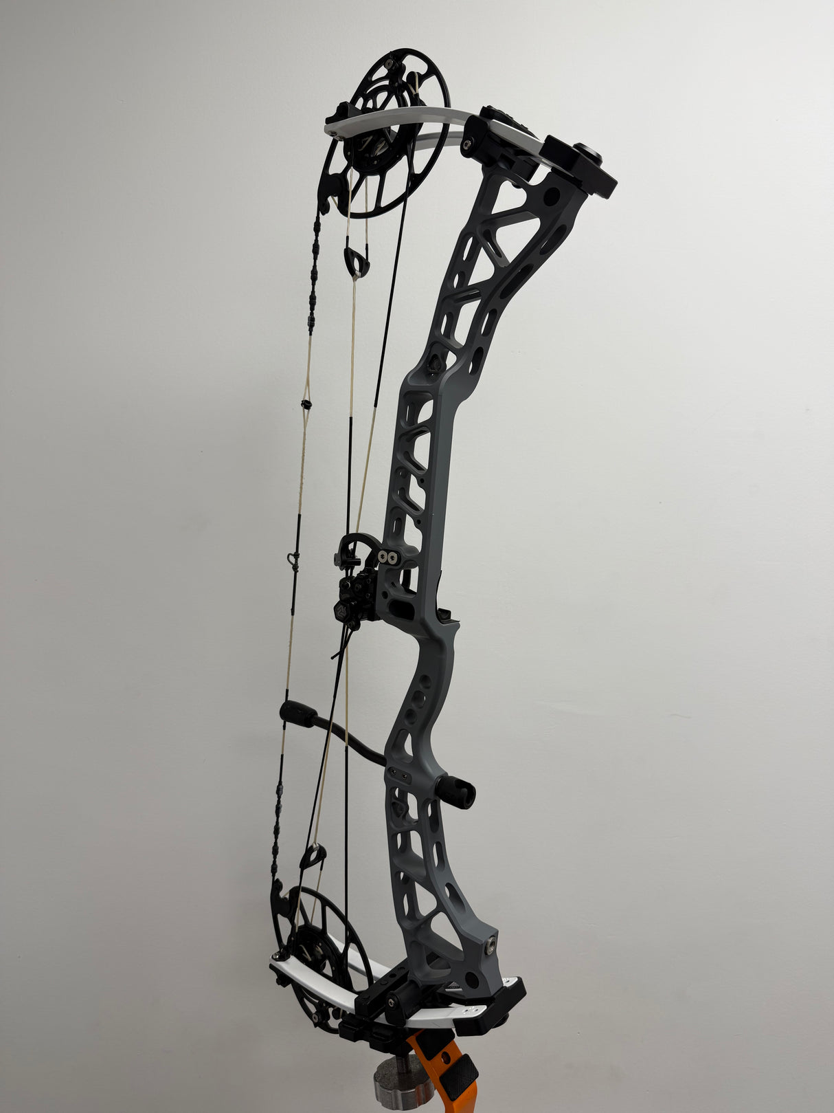 Truth Archery 31 MG - Used