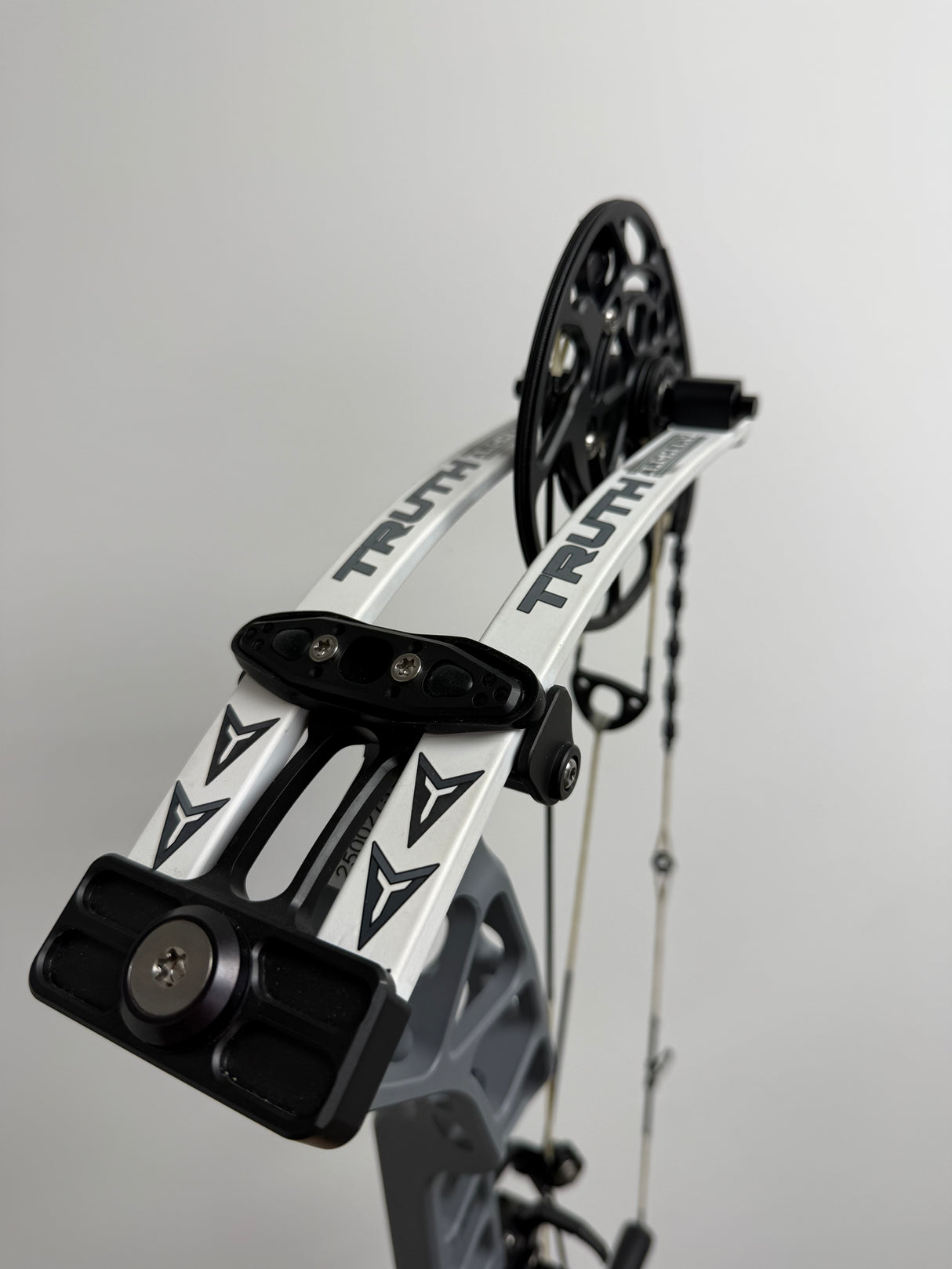 Truth Archery 31 MG - Used